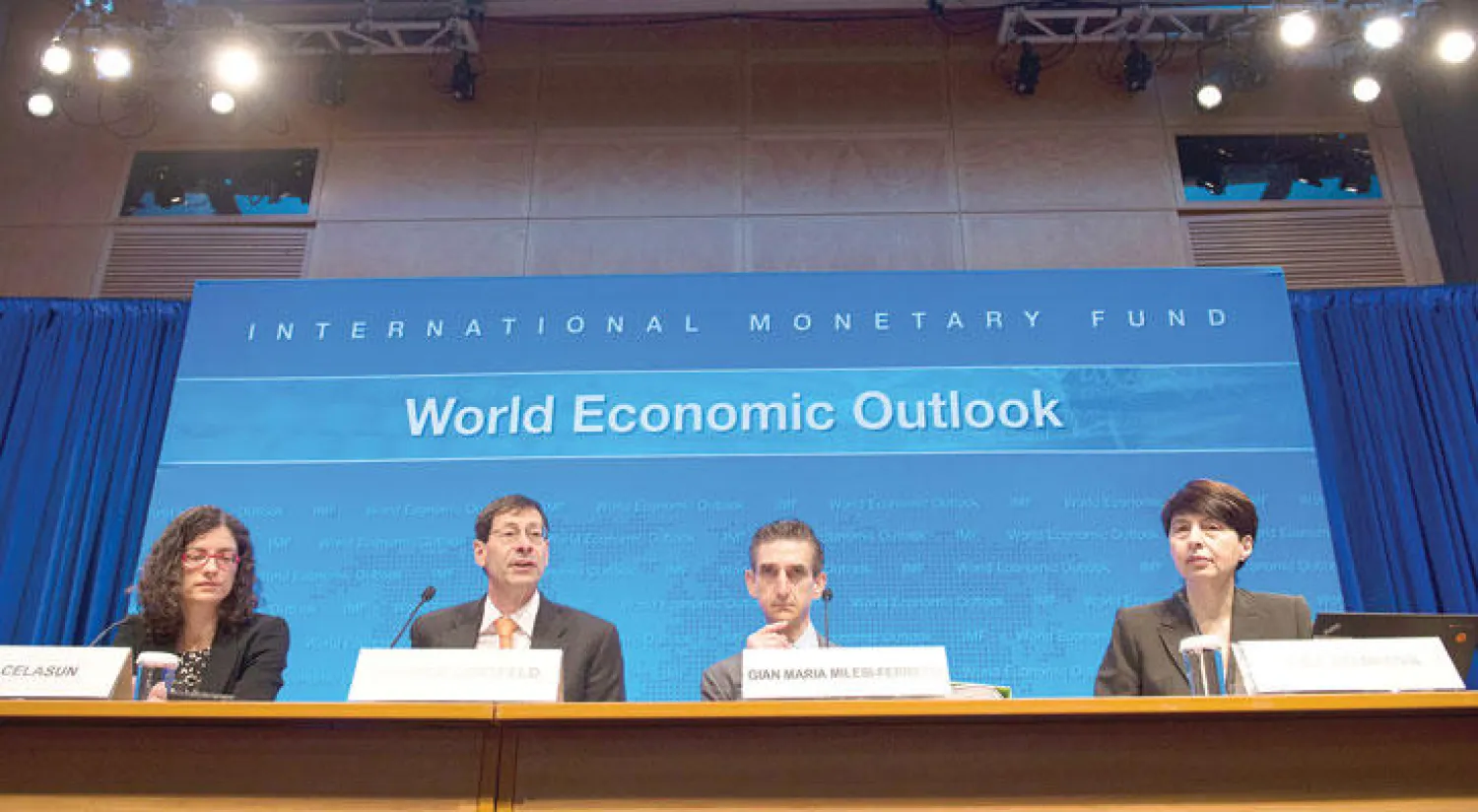 جانب من اجتماع صندوق النقد الدولي في واشنطن  دي سي  ( أ. ف. ب)