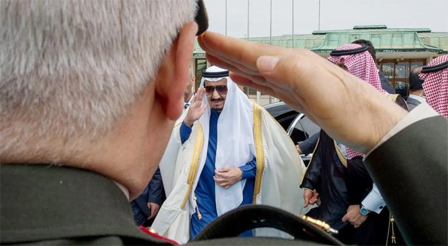 خادم الحرمين الشريفين يغادر إسطنبول متوجهاً إلى الرياض