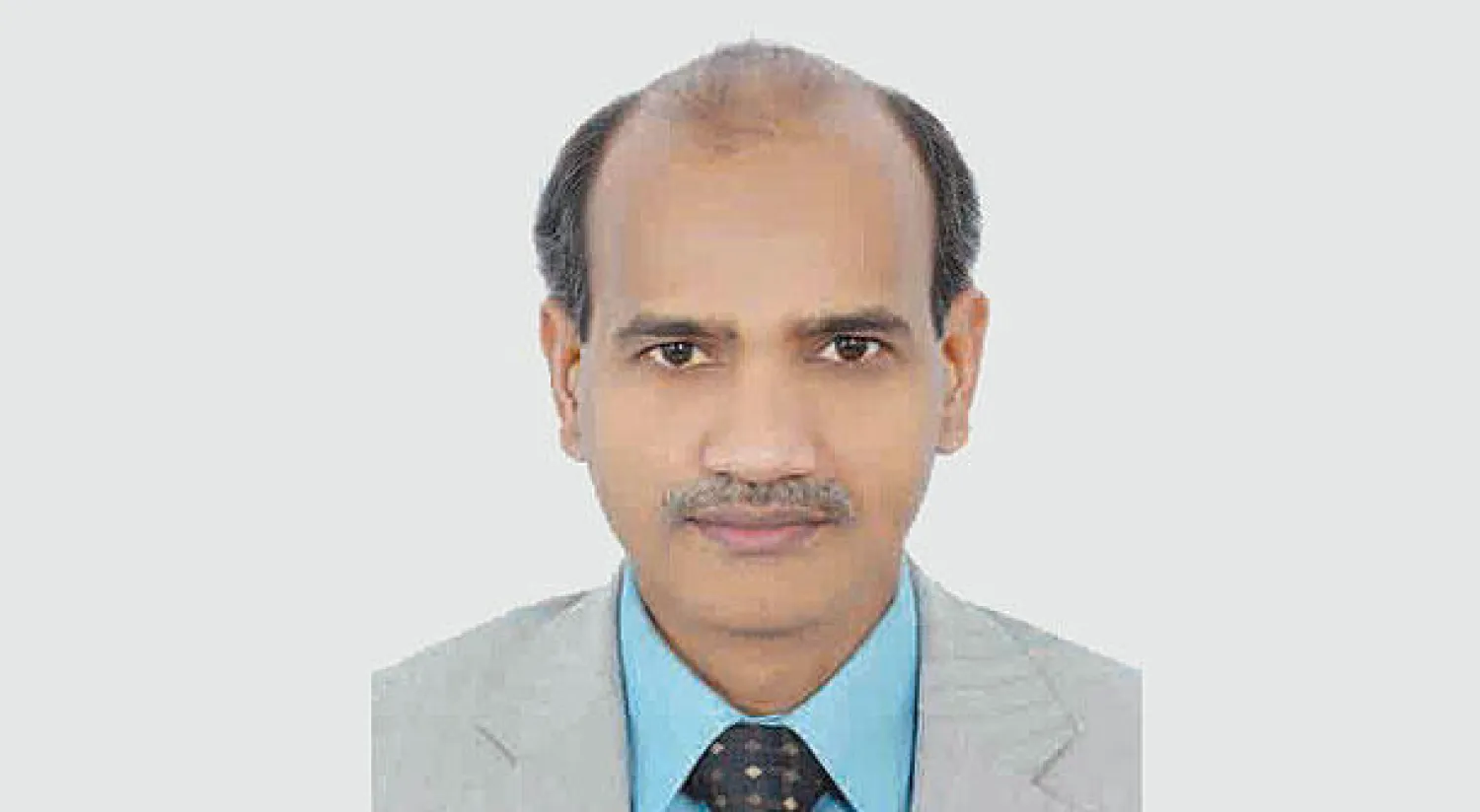 د. حفظ الرحمن محمد السكرتير الأول الناطق باسم السفارة الهندية في الرياض (الشرق الأوسط)