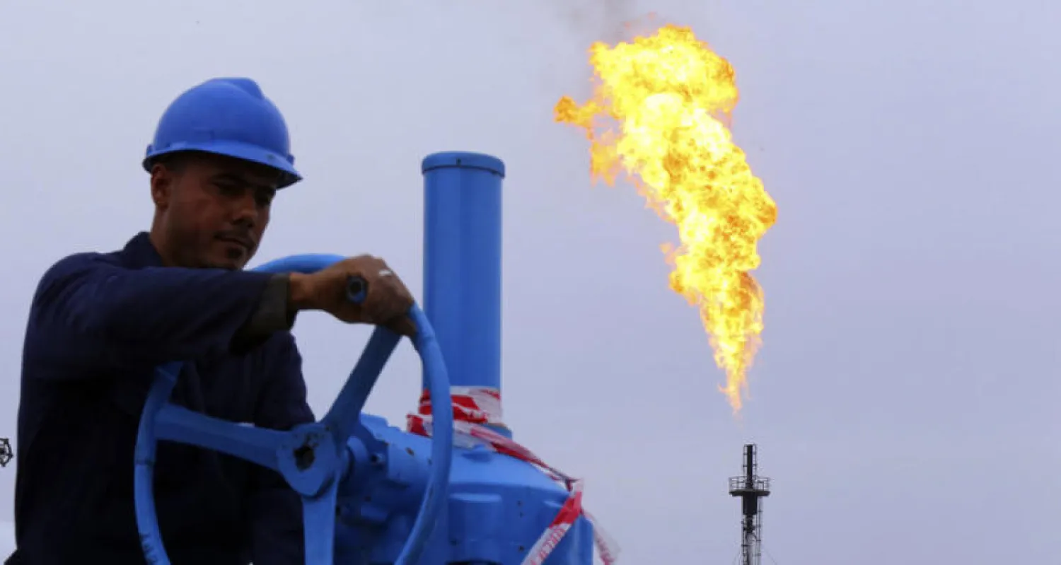 الكويت تخفض إنتاجها من النفط بنحو 60% بسبب الإضراب