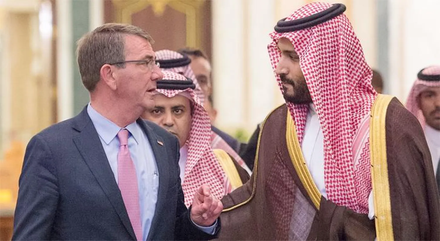 ولي ولي العهد يناقش مع وزير الدفاع الأميركي التدخلات الإيرانية في المنطقة