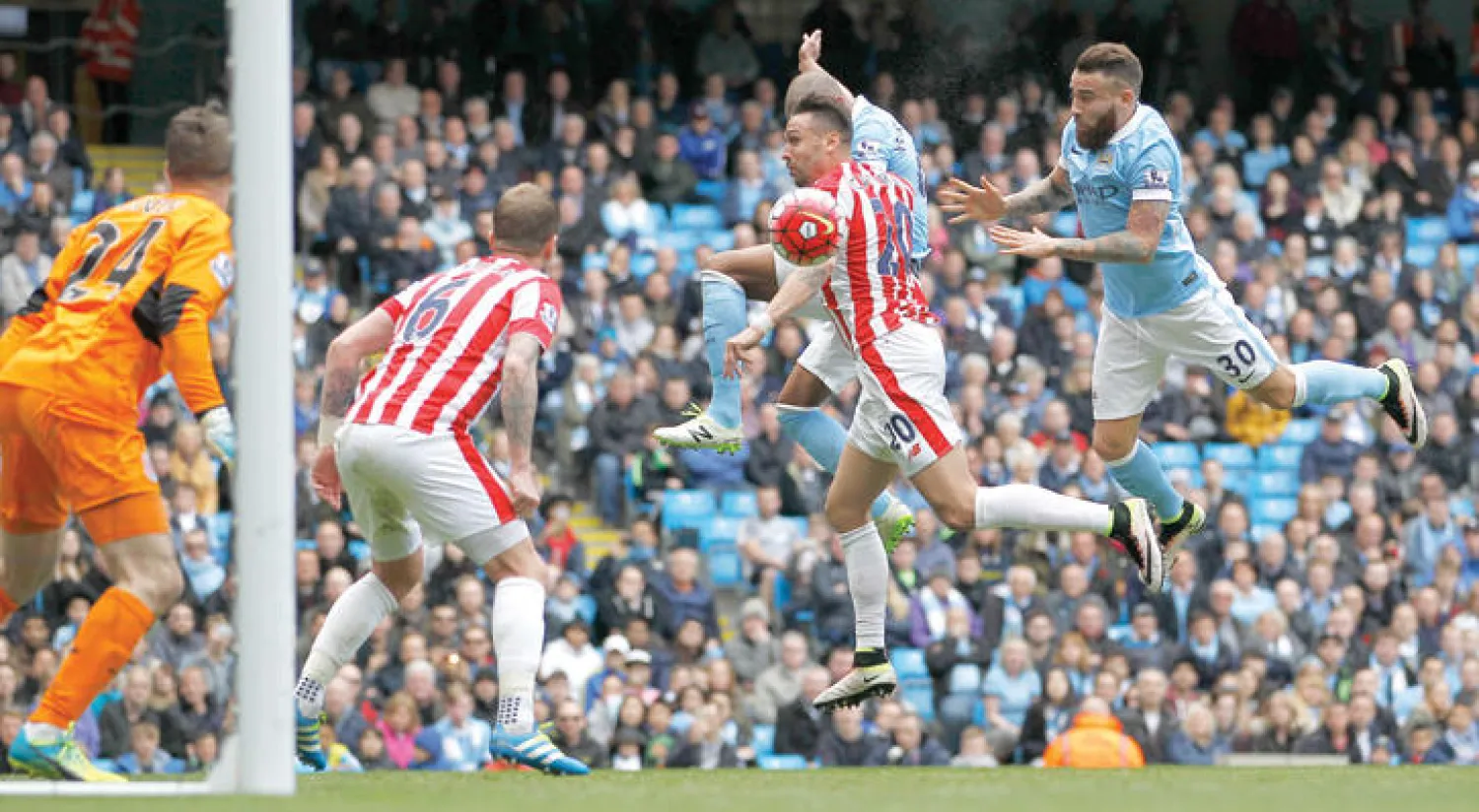 البرازيلي فرناندو يفتتح رباعية سيتي (رويترز)