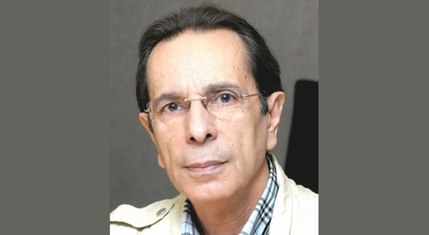 فوز الزميل ربعي المدهون بـ«البوكر العربية»