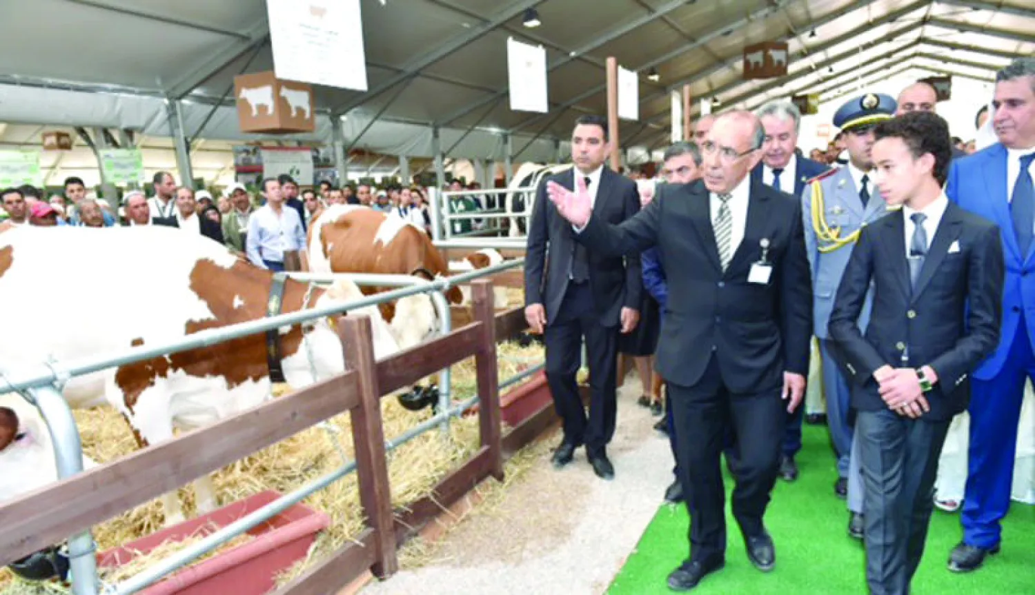 جولة ولي العهد المغربي مولاي الحسن في الملتقى الدولي للزراعة بمكناس المغرب («الشرق الأوسط»)
