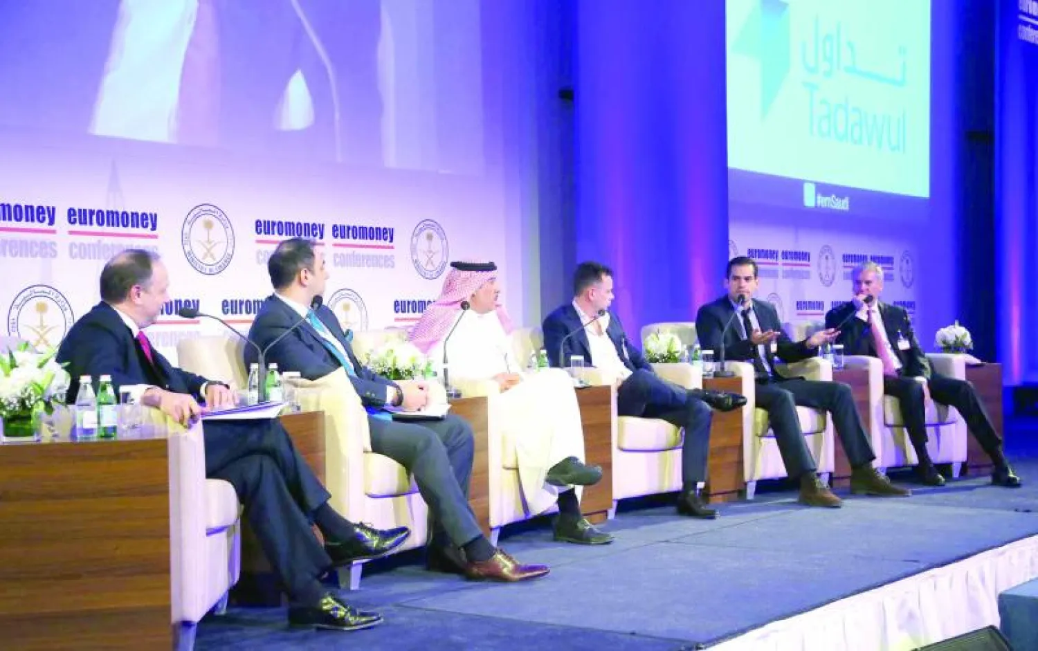 جانب من إحدى جلسات مؤتمر اليوروموني أمس (تصوير: أحمد فتحي)