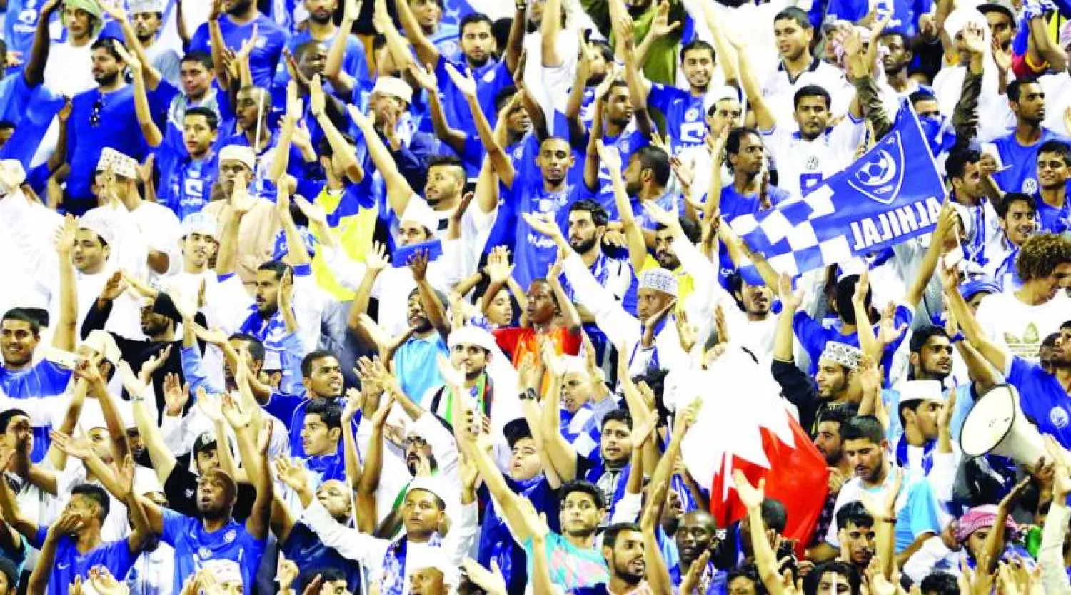 رئيس الهلال أشاد بوقفة الجماهير العمانية مع فريقه أمام تراكتور الإيراني (تصوير: مشعل القدير)