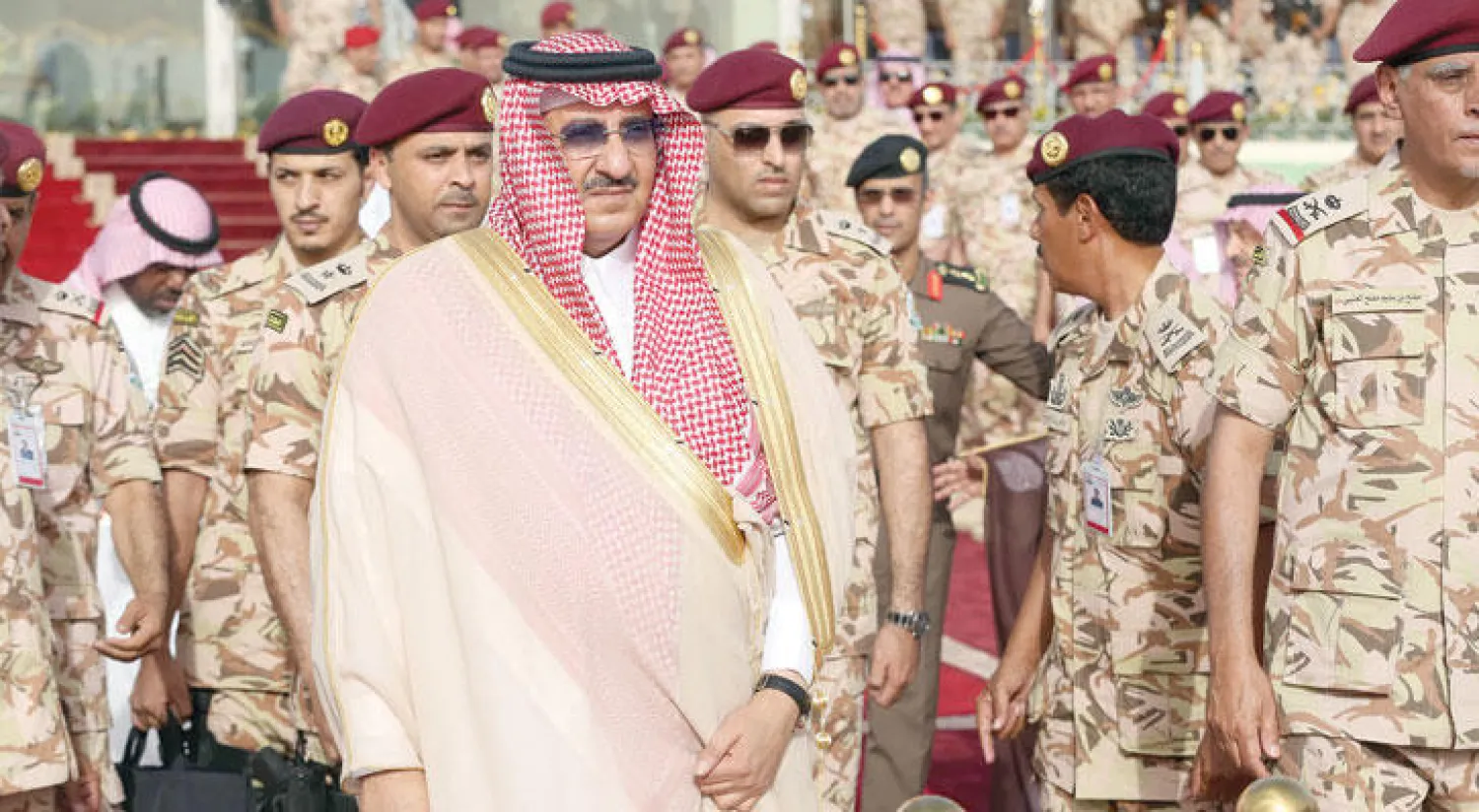 ولي العهد السعودي الأمير محمد بن نايف خلال رعايته تخريج إحدى الدفعات لقوات الأمن الخاصة