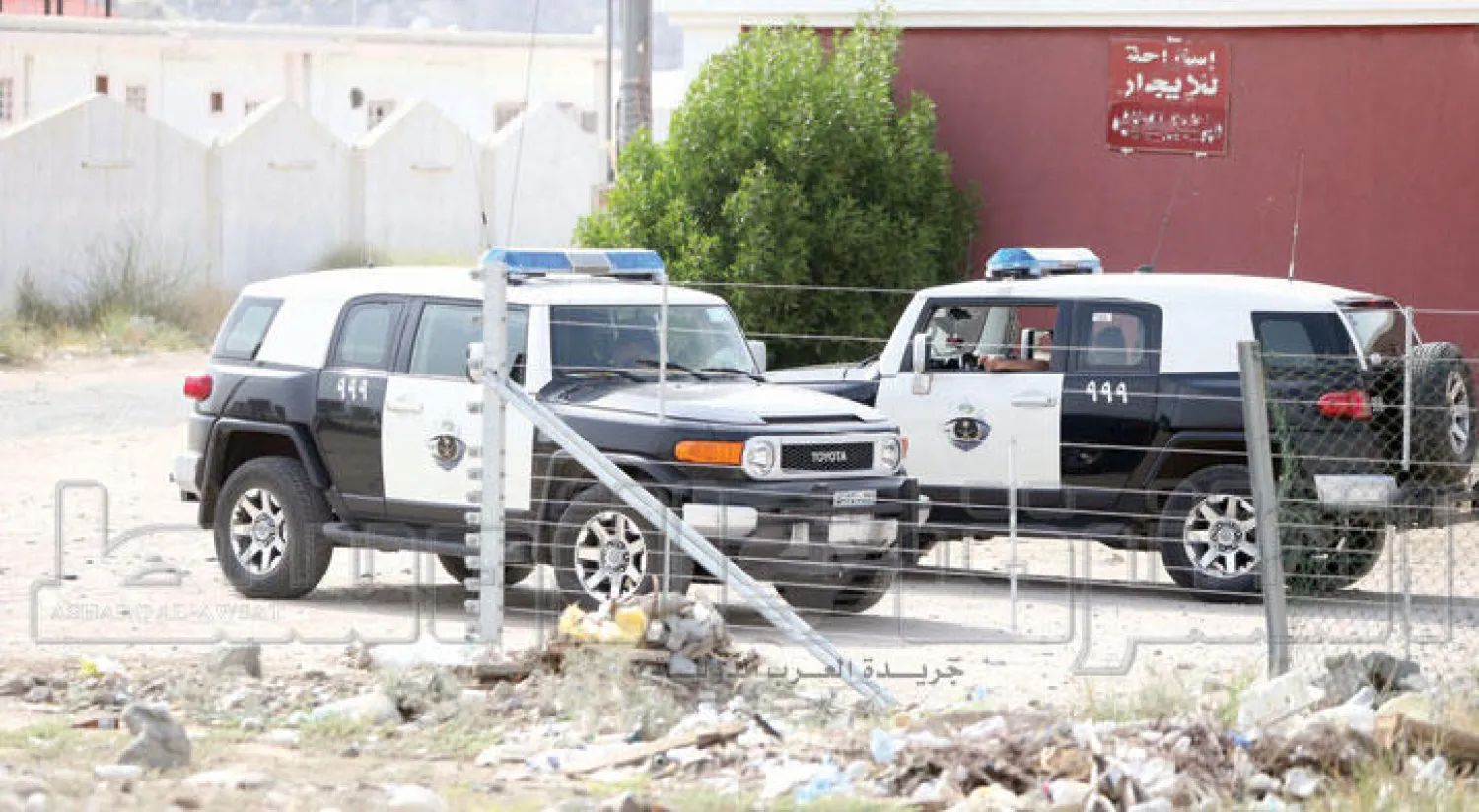 عناصر من قوات الأمن السعودية محاصرة المقر الذي كانت تختبئ فيه عناصر «داعش» الإرهابية في منطقة مكة المكرمة (تصوير: أحمد حشاد)