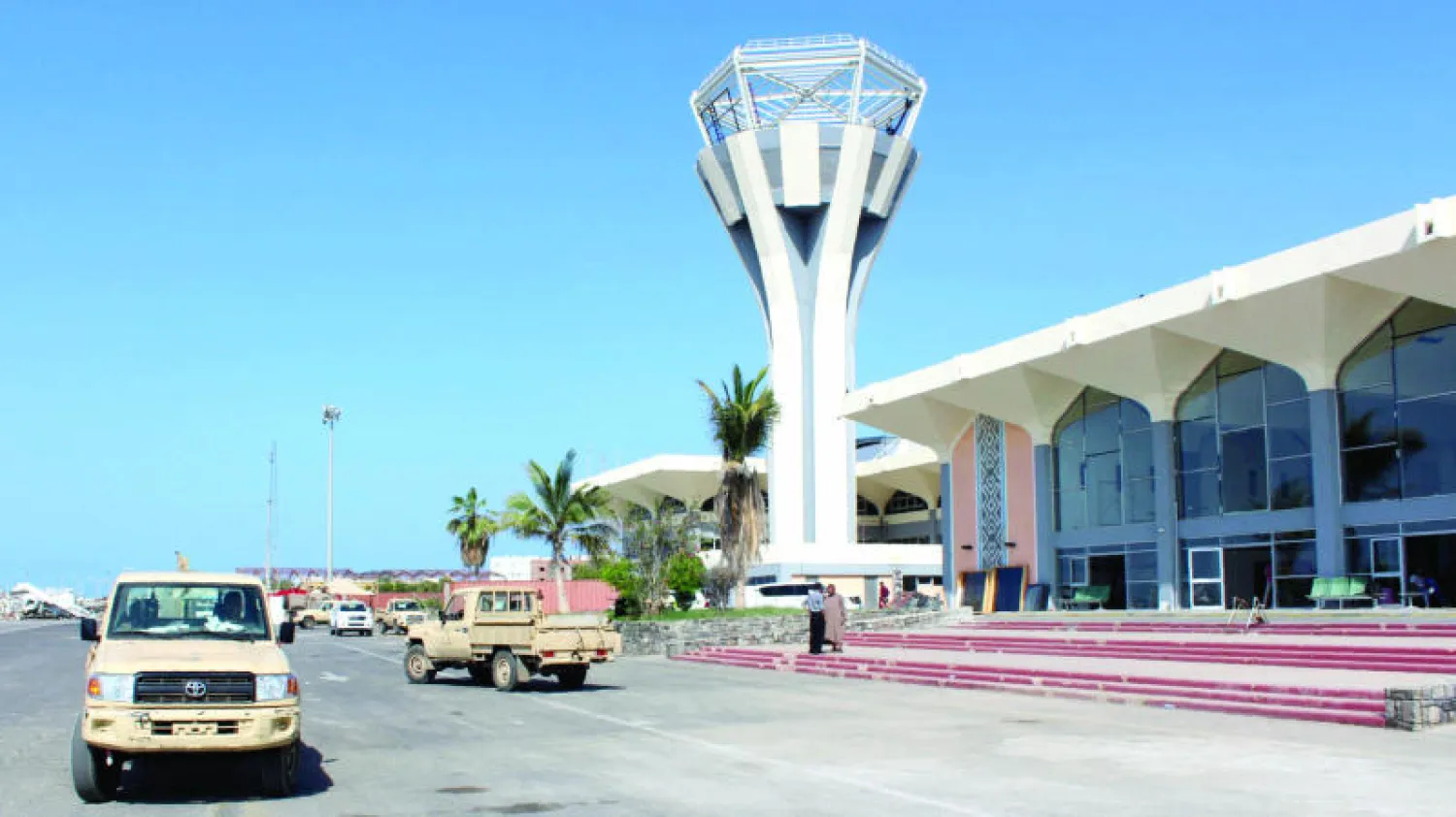 سلطات الأمن توقف عملية الترحيل للمقيمين أو القادمين لعدن