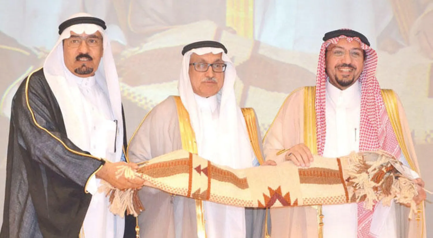 أمير القصيم: نقدر جهود «الأهلي» لتبنيه مبادرات تعود على المجتمع بالنفع