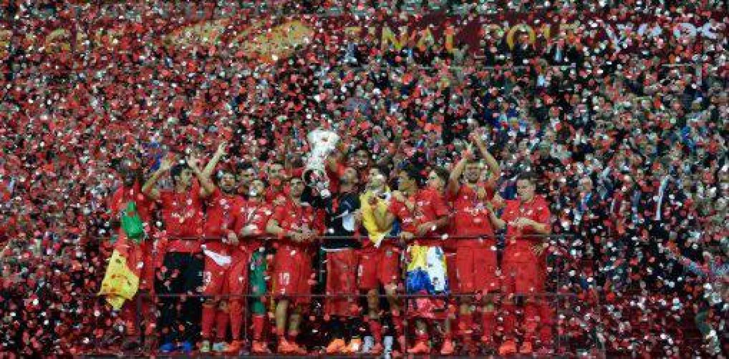 «يوروبا ليغ»: ليفربول بين إشبيلية وثلاثية تاريخية