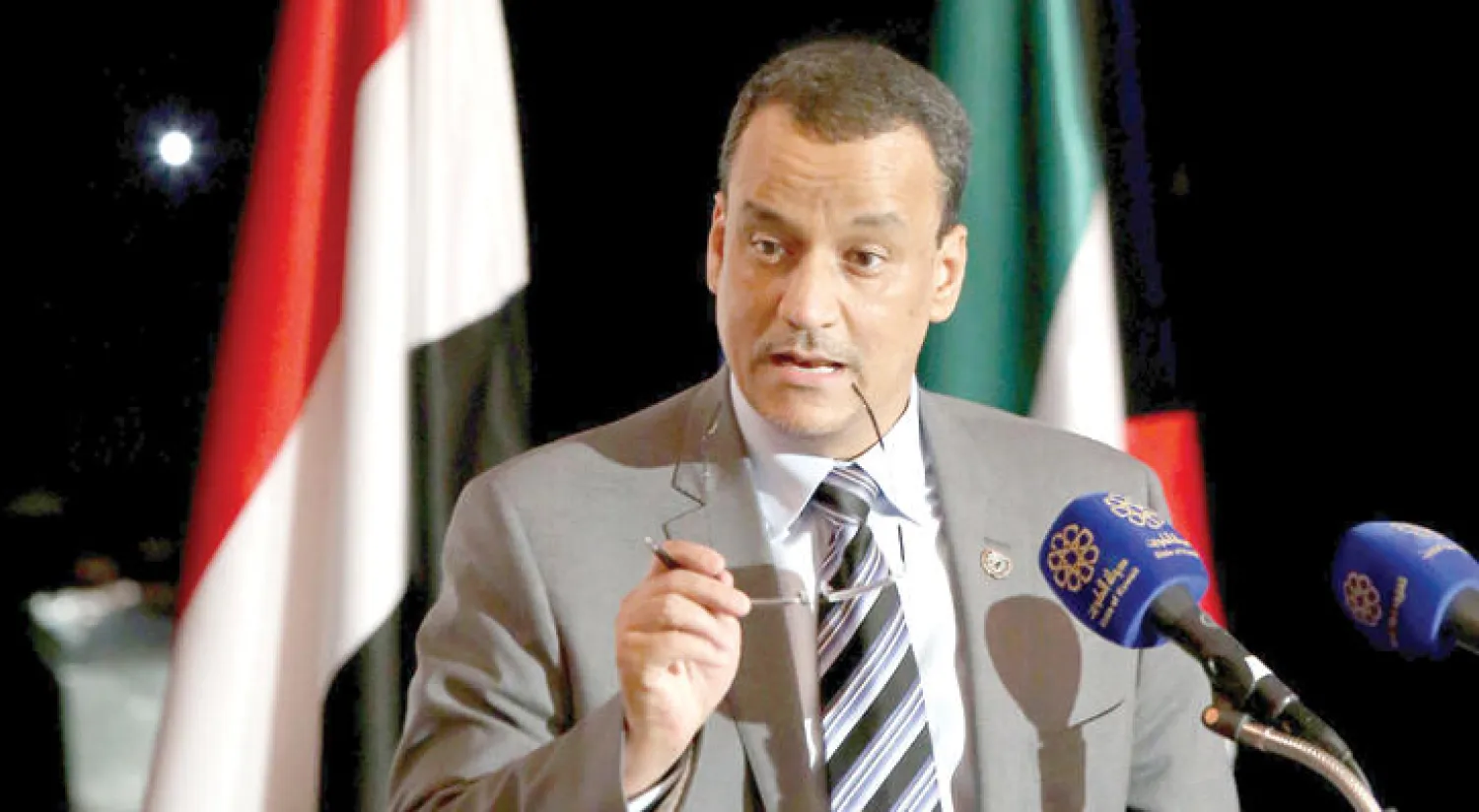 المبعوث الأممي إسماعيل ولد الشيخ يقول إن المشاورات اليمنية معقدة (أ.ف.ب)