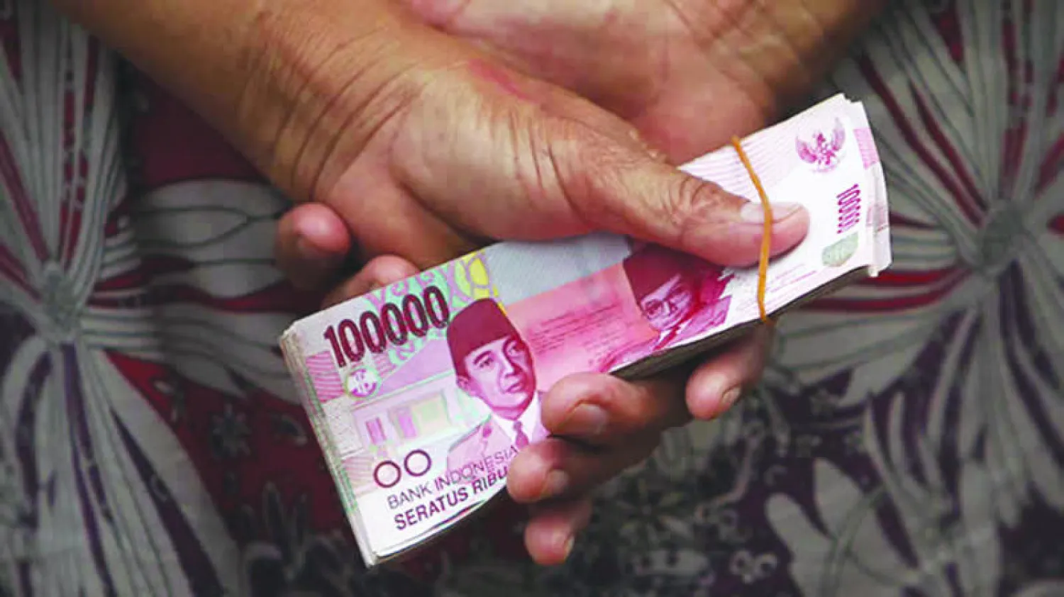 تخوفات كبيرة من تأثر الأسواق الناشئة برفع أسعار الفائدة الأميركية (رويترز)