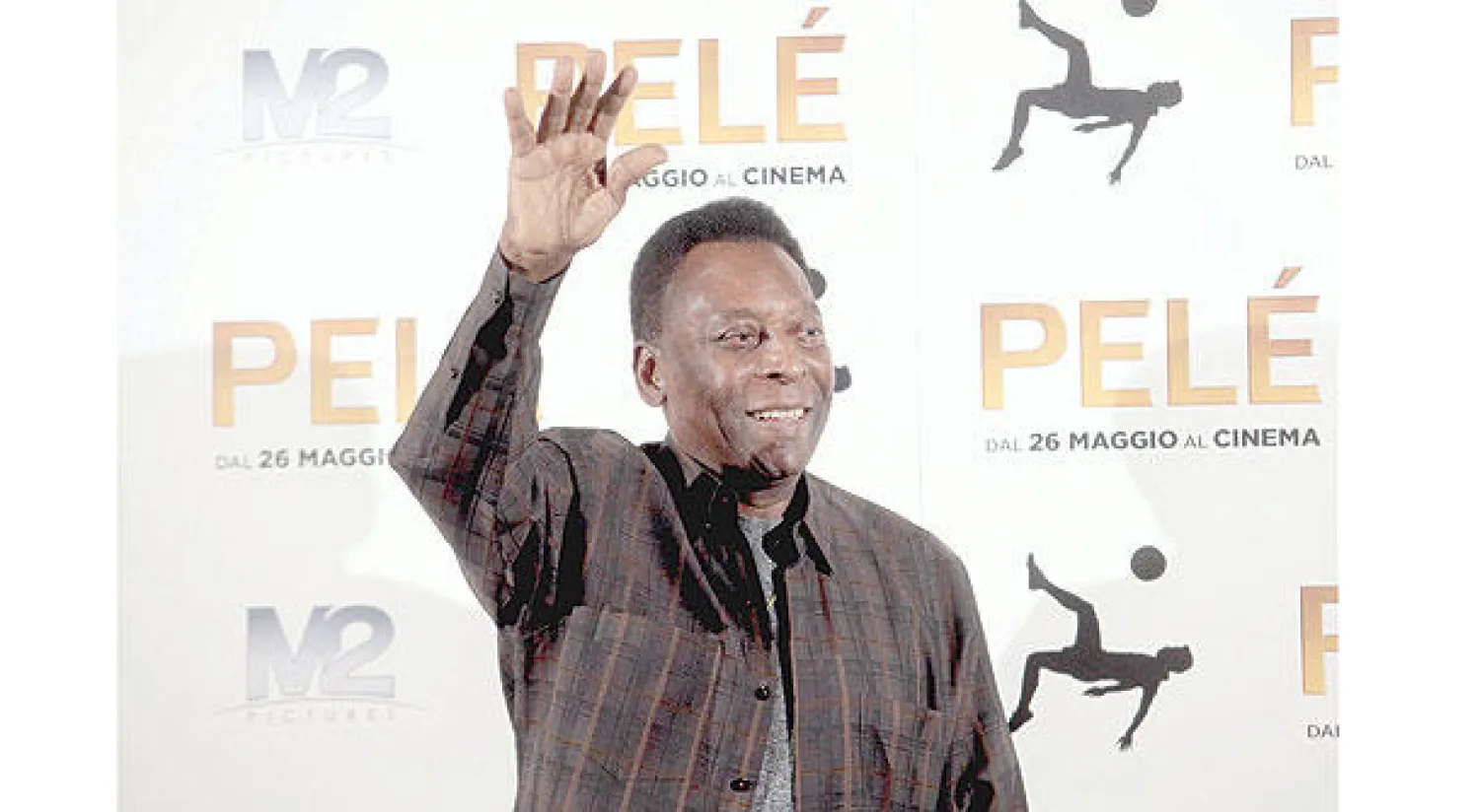 مقتنيات اللاعب الأسطورة بيليه للبيع في مزاد استثنائي