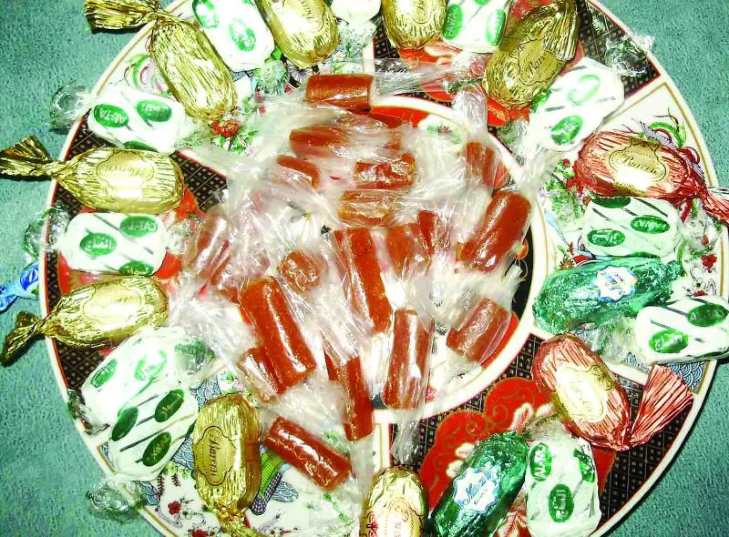 النوغا رمز الضيافة الدمشقية ({الشرق الأوسط})