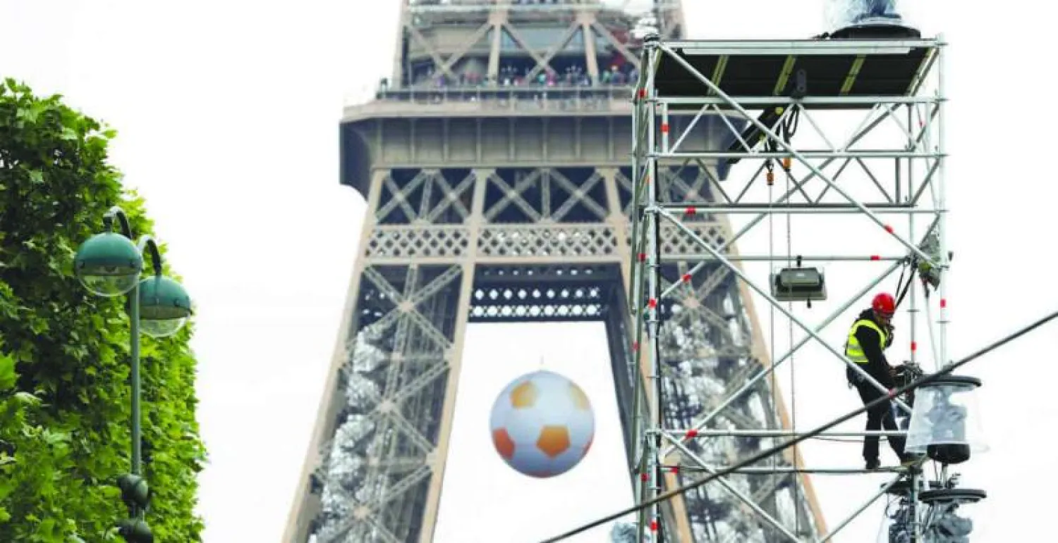 استعدادات أمنية قبل أيام من انطلاق كأس أوروبا 2016 لكرة القدم  (واشنطن بوست)