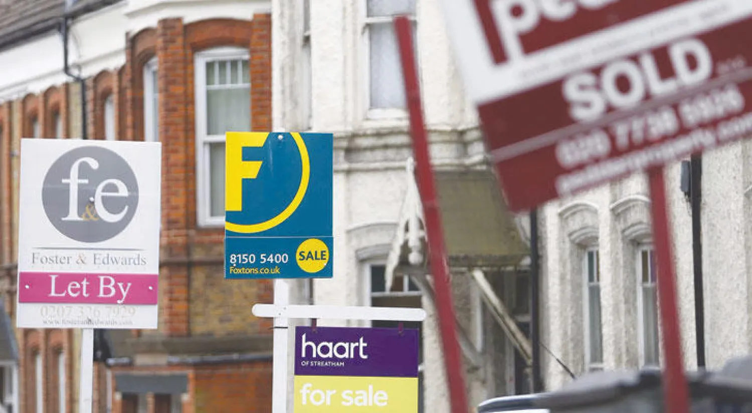 السوق العقارية البريطانية تعاني من ركود وتوتر قبيل إجراء استفتاء الانفصال عن أوروبا (رويترز)
