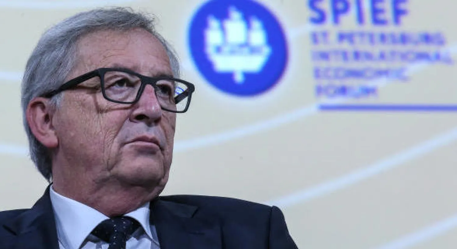 تضارب باستطلاعات الرأي.. ويونكر لا يرى موت «الاتحاد الأوروبي» مع خروج بريطانيا