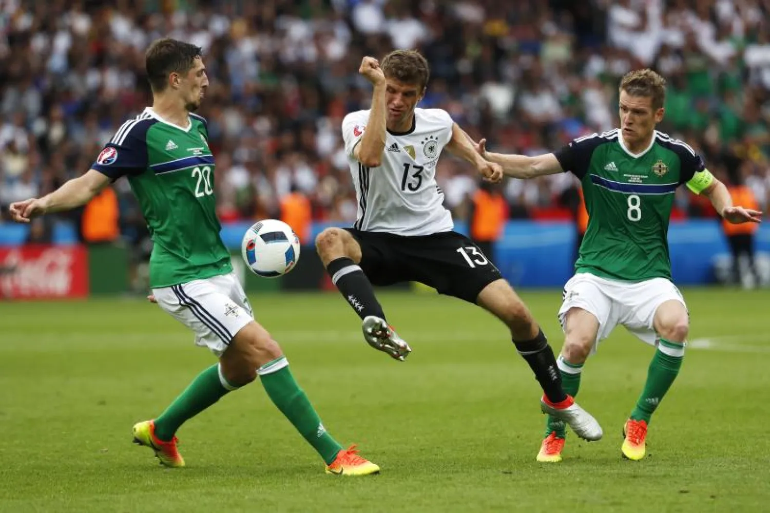 هدف غوميز يصعد بألمانيا وثلاثة منتخبات أخرى إلى ثمن النهائي