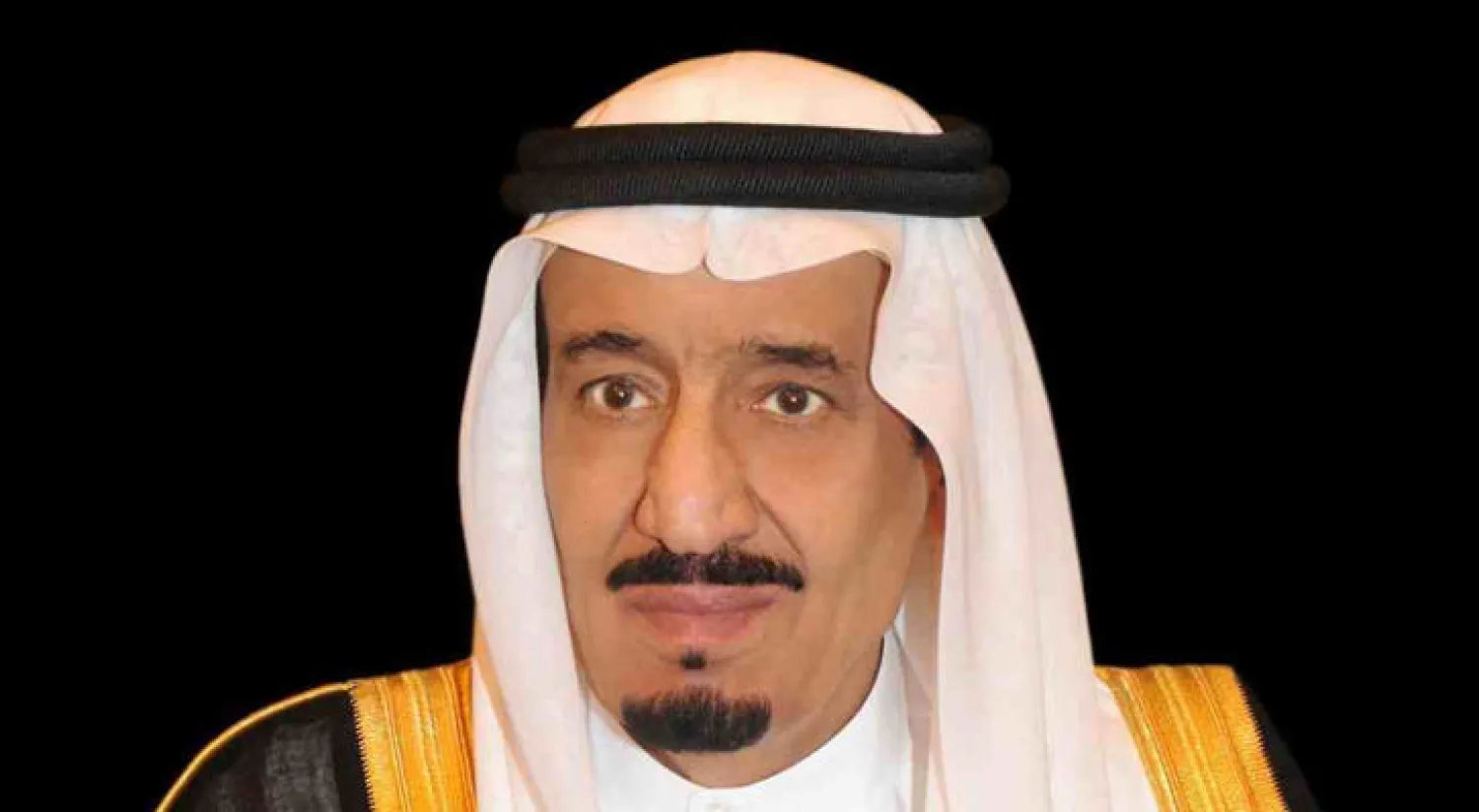 خادم الحرمين يستقبل الوزراء وكبار رجال الدولة وخريجي ثانوية طيبة.. ويدشن متاجر "صُنع المدينة"