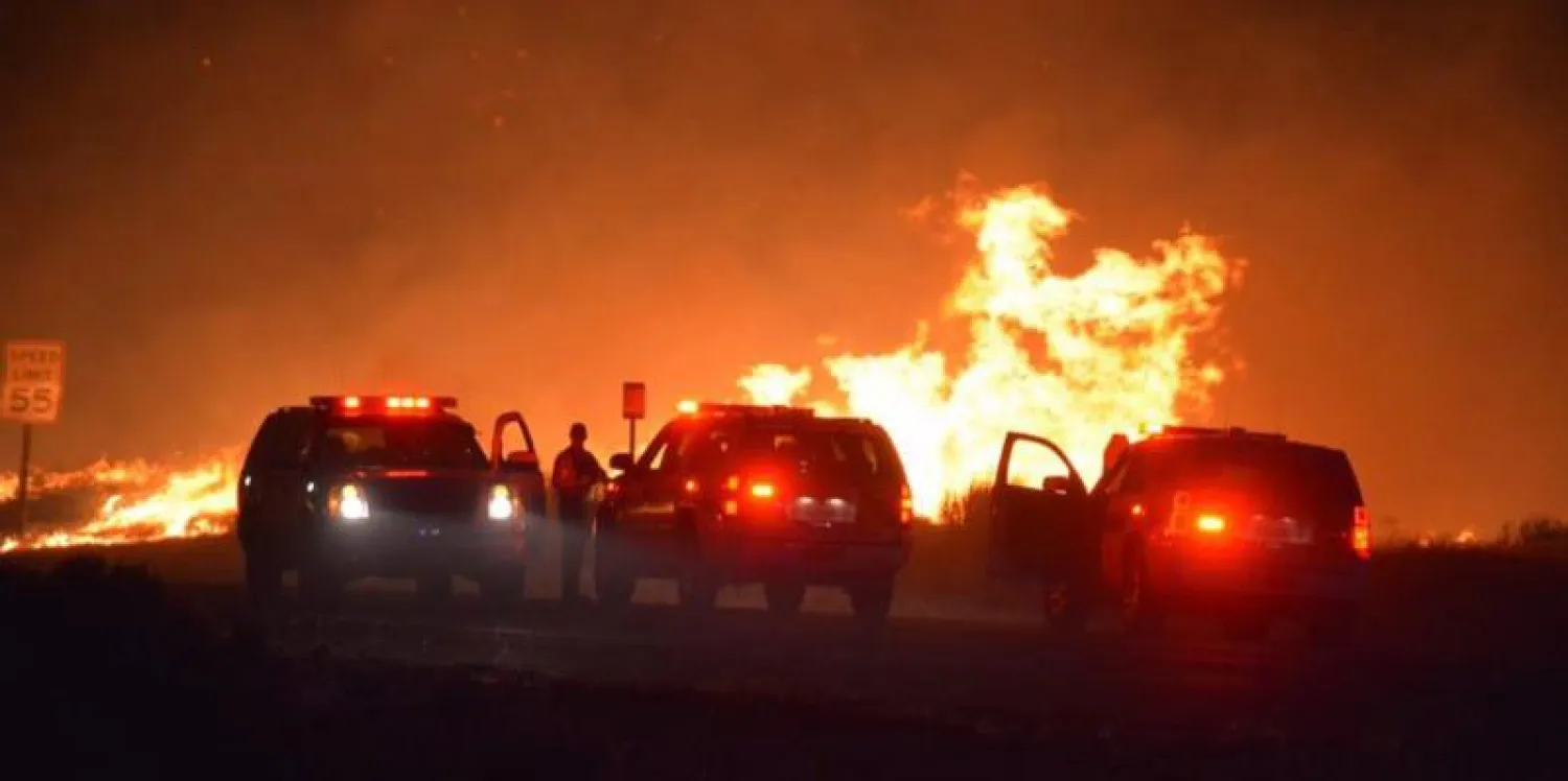 حريق غابات يدمر أكثر من 50 مبنى بوسط كاليفورنيا