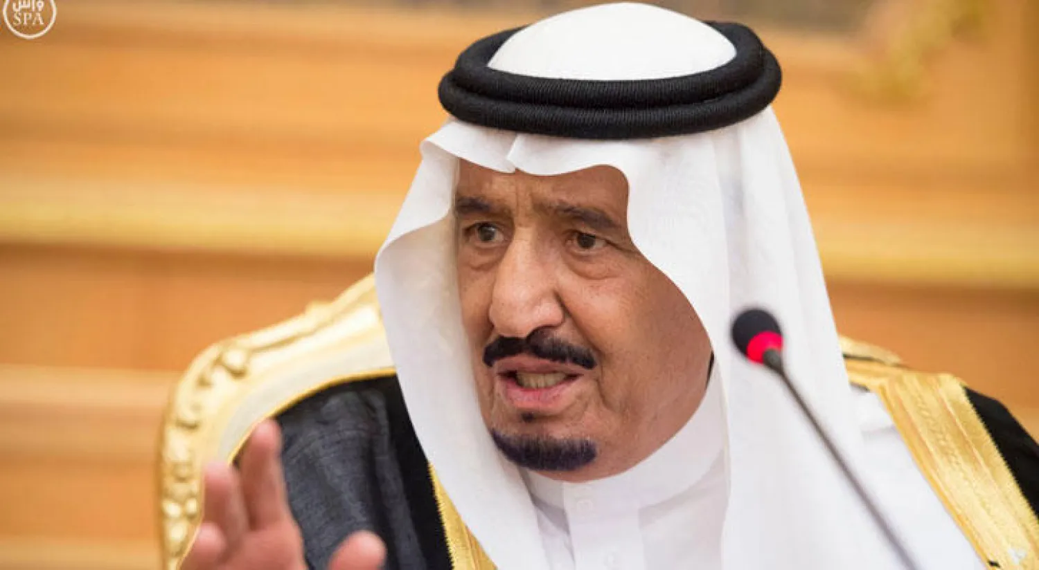 خادم الحرمين: بلادنا تعتز وتتشرف بما تبذله وتقوم به في الحرمين والمشاعر المقدسة