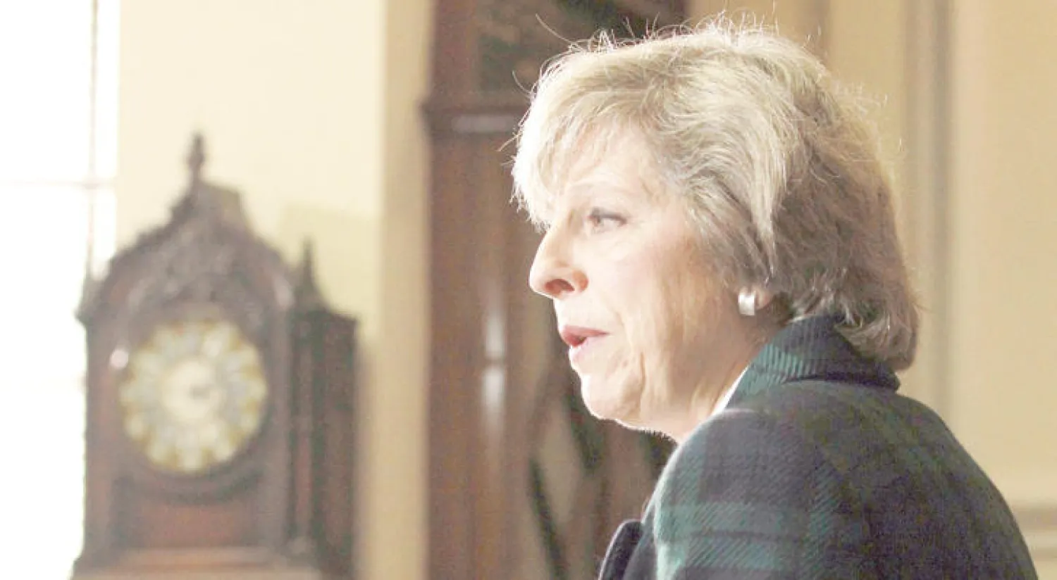 تيريزا ماي التوافقية والأكثر حظا (إ.ب.أ)