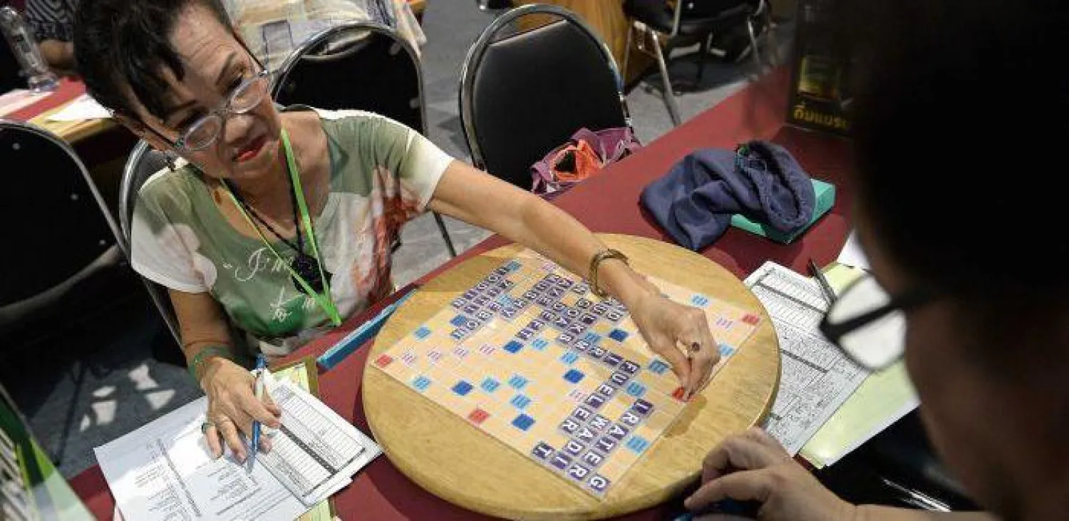 التايلانديون يبرعون في لعبة «سكرابل» من دون أن يتحدثوا الإنجليزية