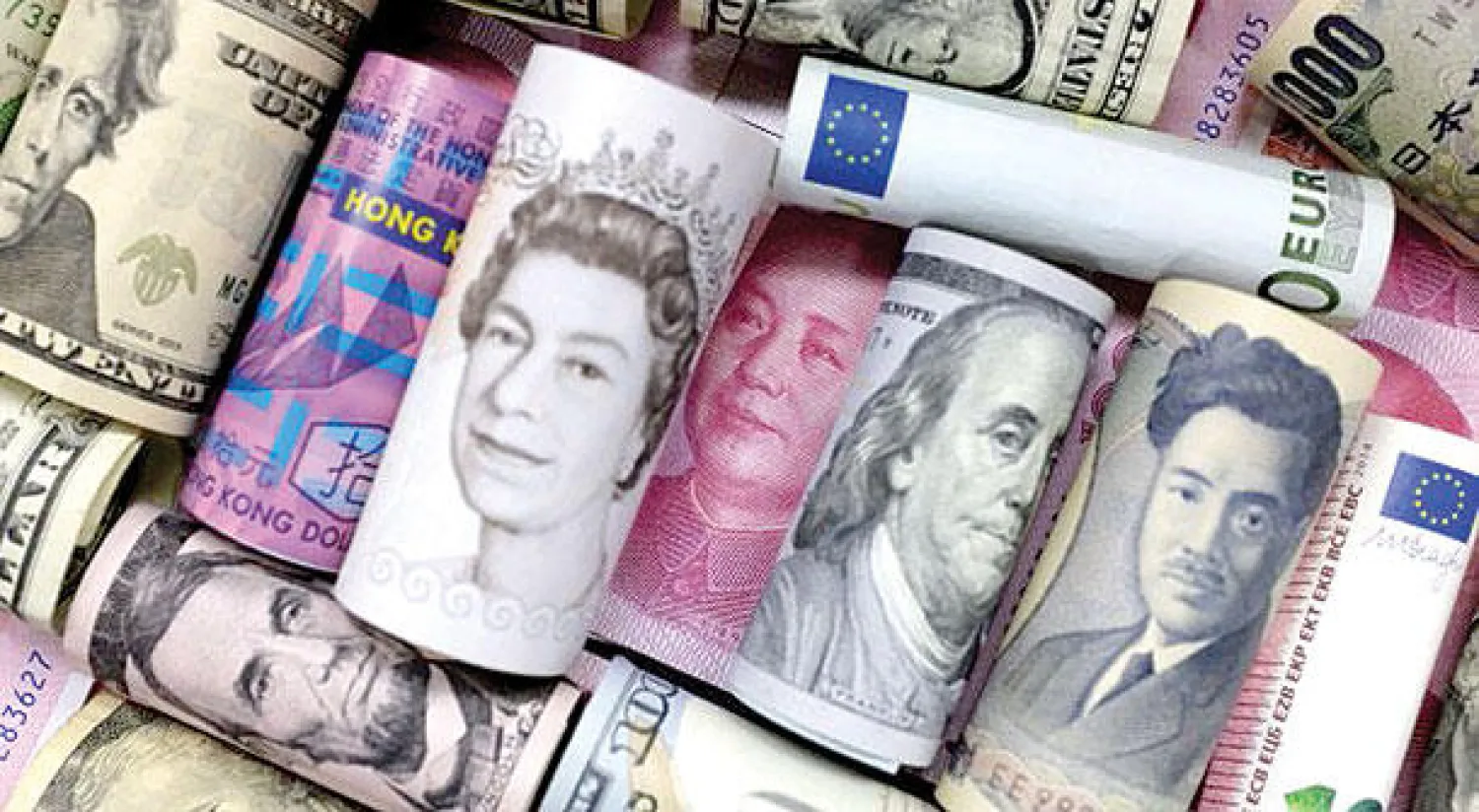 الدولار يتصدر أسواق العملات.. والإسترليني الخاسر الأكبر