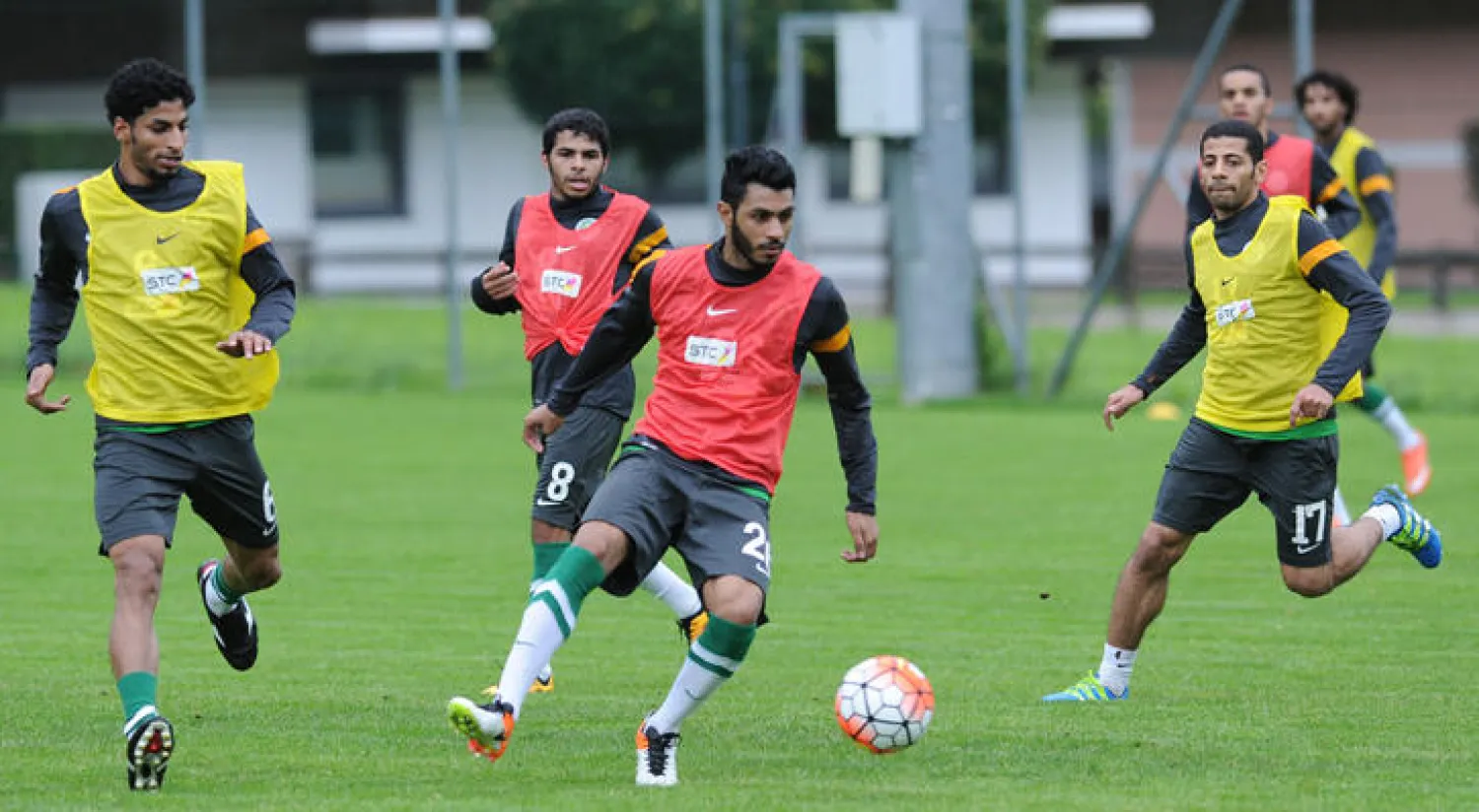 جانب من تدريبات المنتخب السعودي في سالزبورغ النمساوية ( مركز المنتخب الاعلامي )