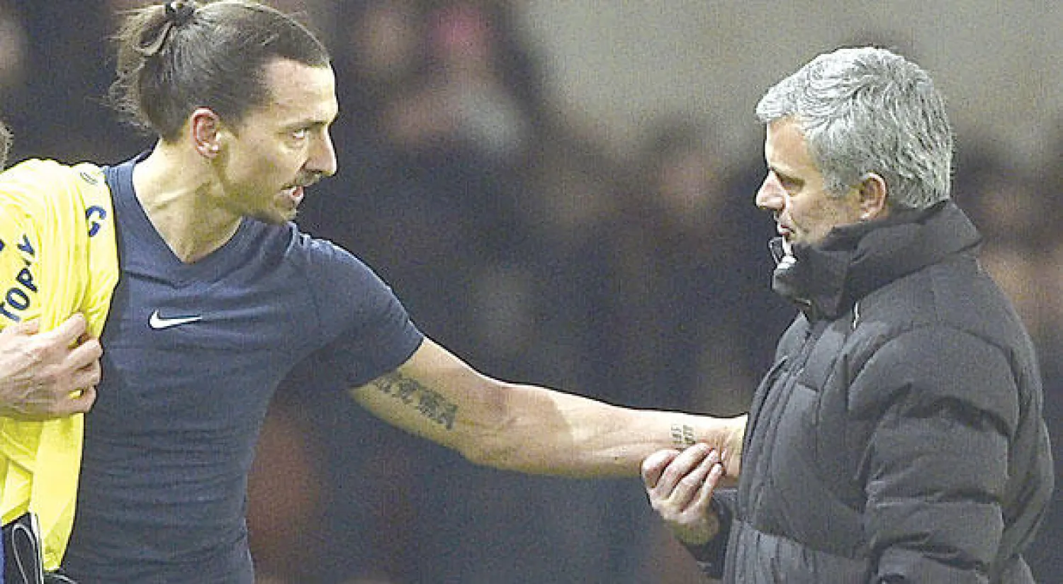 إبراهيموفيتش لن ينضم لكتيبة مورينهو في يونايتد قبل نهاية الشهر (أ.ف.ب)