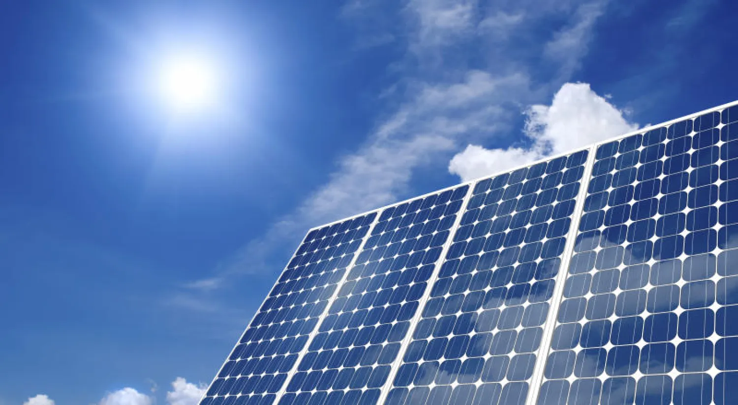 أوباما يزود منازل محدودي الدخل الأميركيين بألواح الطاقة الشمسية