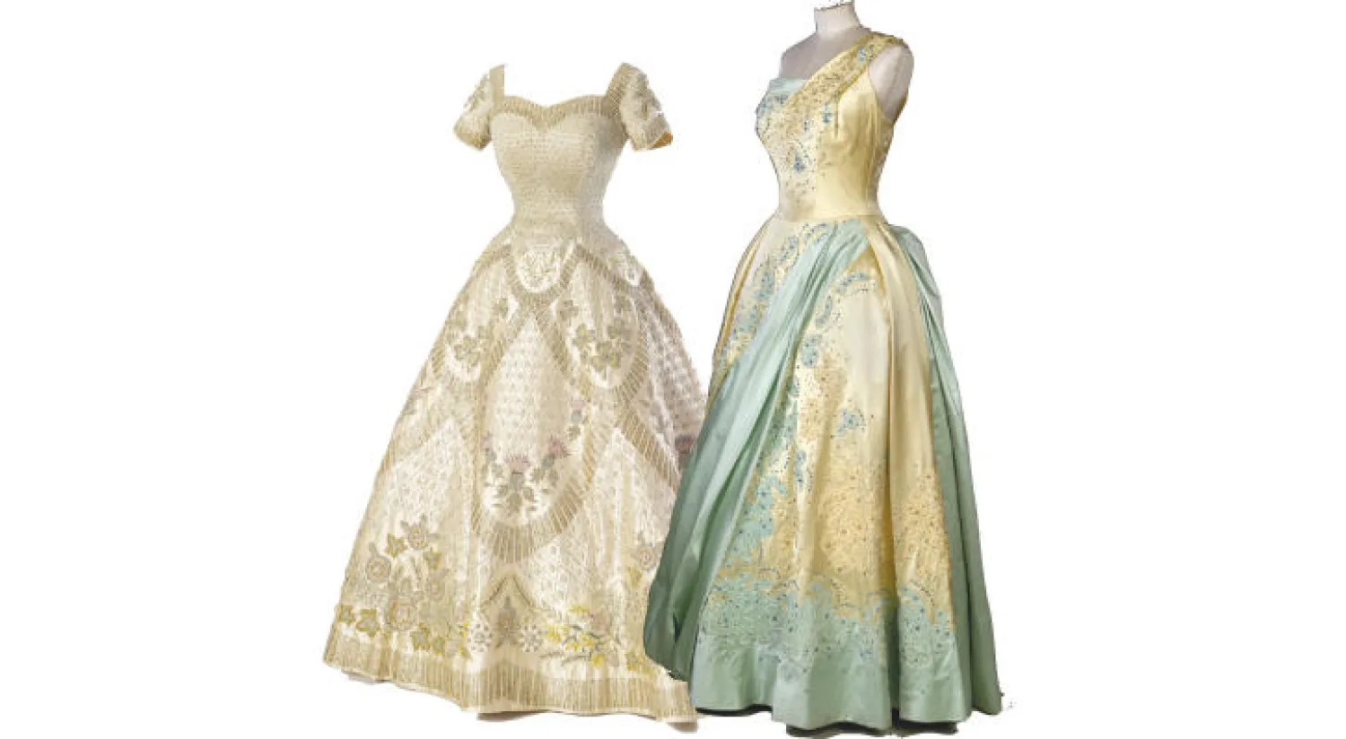 {90 عامًا من الأناقة}.. تصاميم تحكي فصول حياة «إليزابيث الثانية»