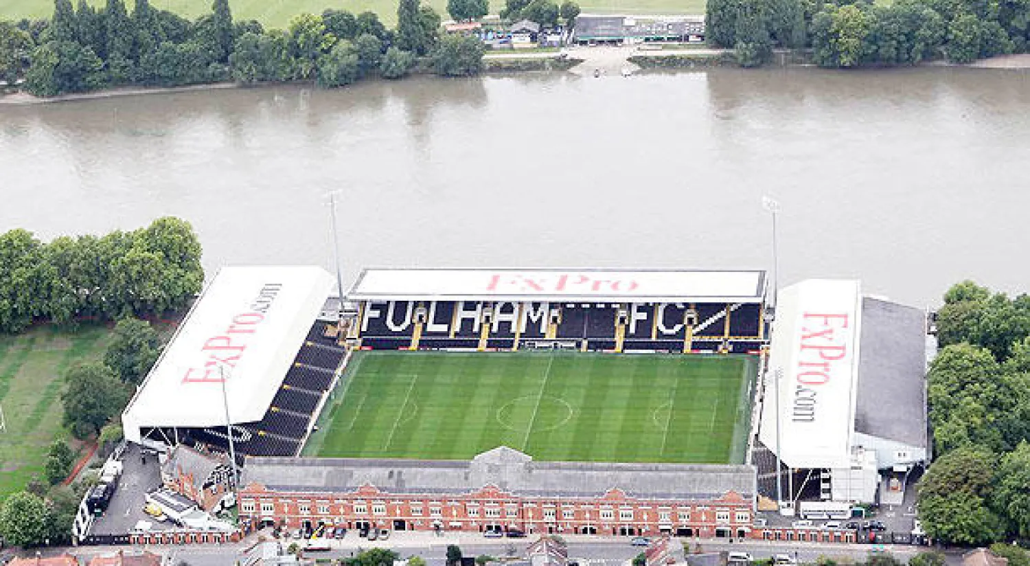 لقطة جوية لملعب فولهام حيث ستقام مباراة السوبر («الشرق الأوسط»)