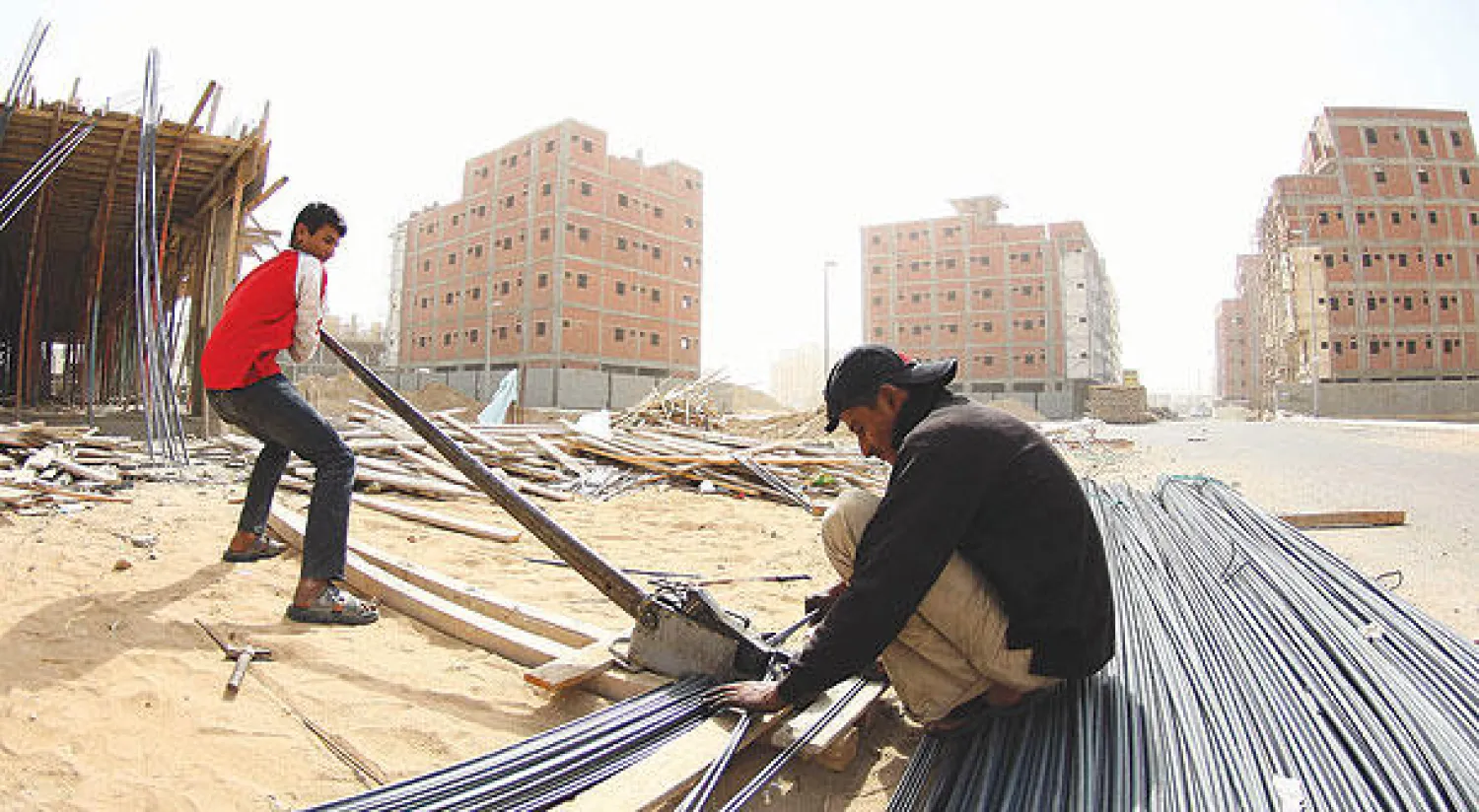 مطلع العام الحالي تم تخفيض أسعار الحديد نتيجة ركود سوق البناء.. فهل يتكرر الأمر