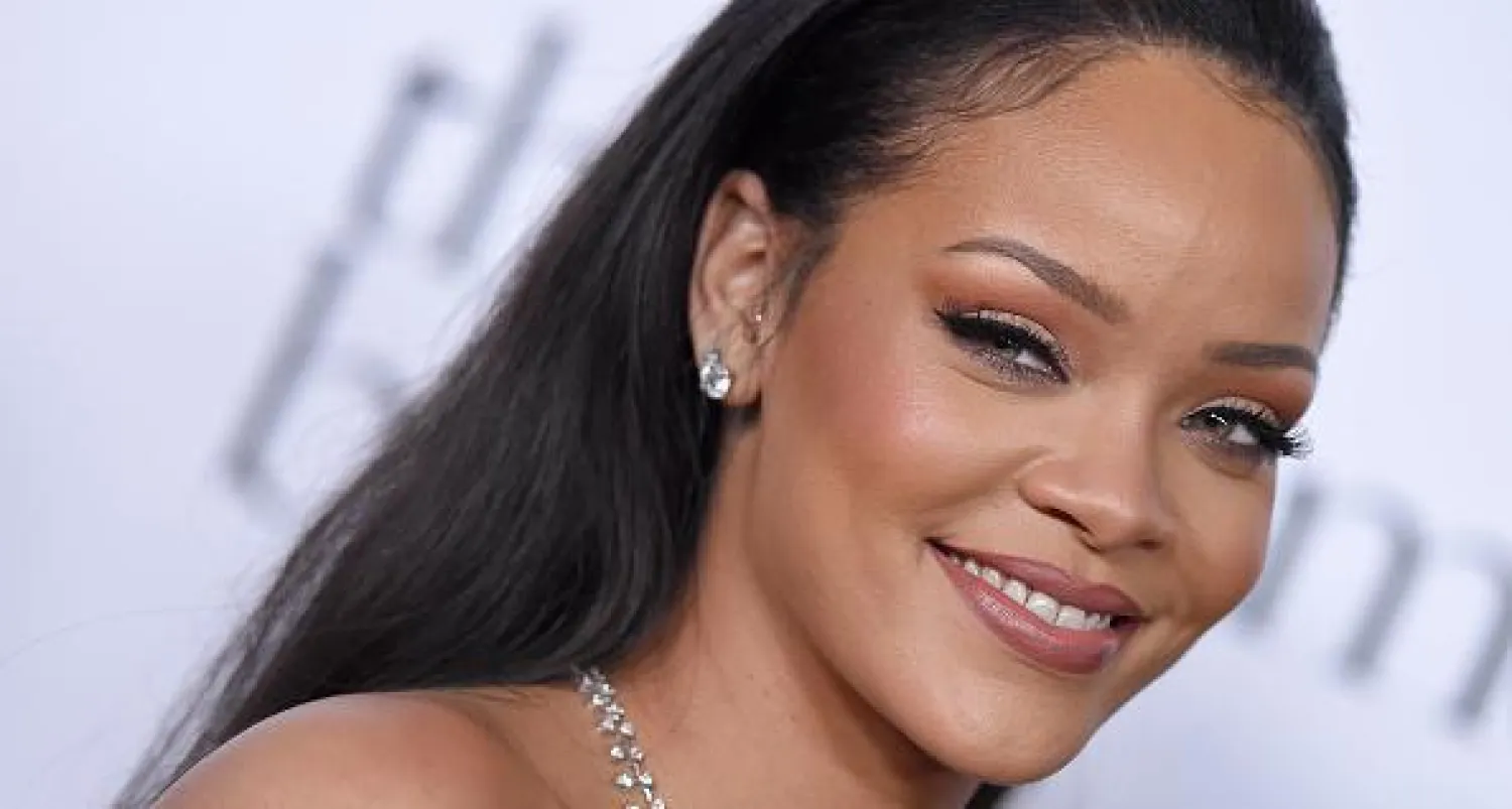 ريانا تطلب من جمهورها الامتناع عن ممارسة لعبة «بوكيمون غو» أثناء حفلاتها