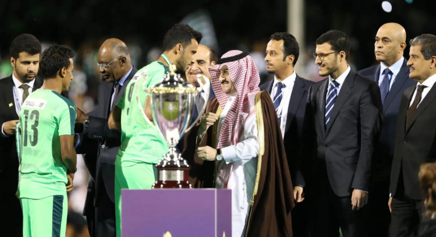 الأمير محمد بن نواف : مباراة السوبر تليق بمكانة المملكة والحضور الجماهيري في لندن مثير 