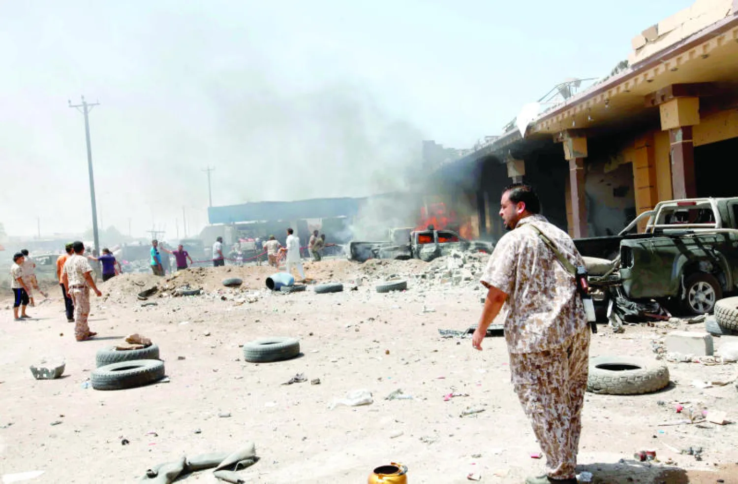 موقع انفجار السيارتين المفخختين في منطقة الغربيات العسكرية في سرت