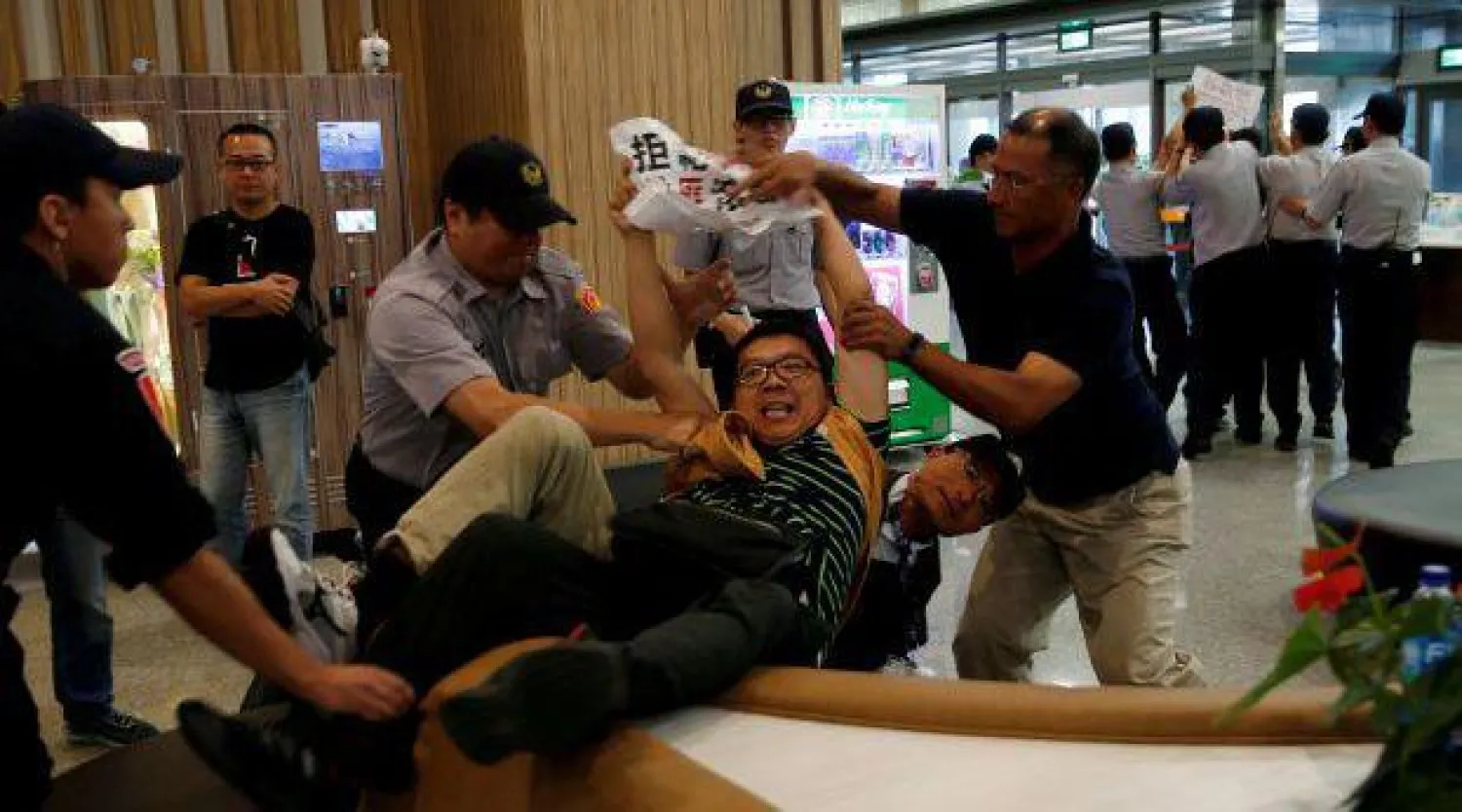 تظاهرة في تايوان ضد زيارة مسؤول صيني للجزيرة