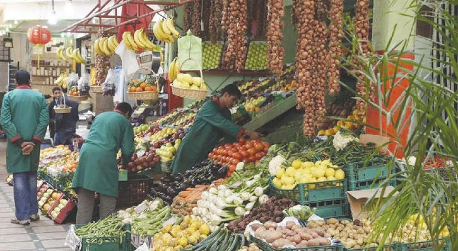 استقر معدل التضخم السنوي في مصر فوق 14 % خلال الشهرين الماضيين، وهو أعلى مُعدل منذ 7 سنوات (رويترز)