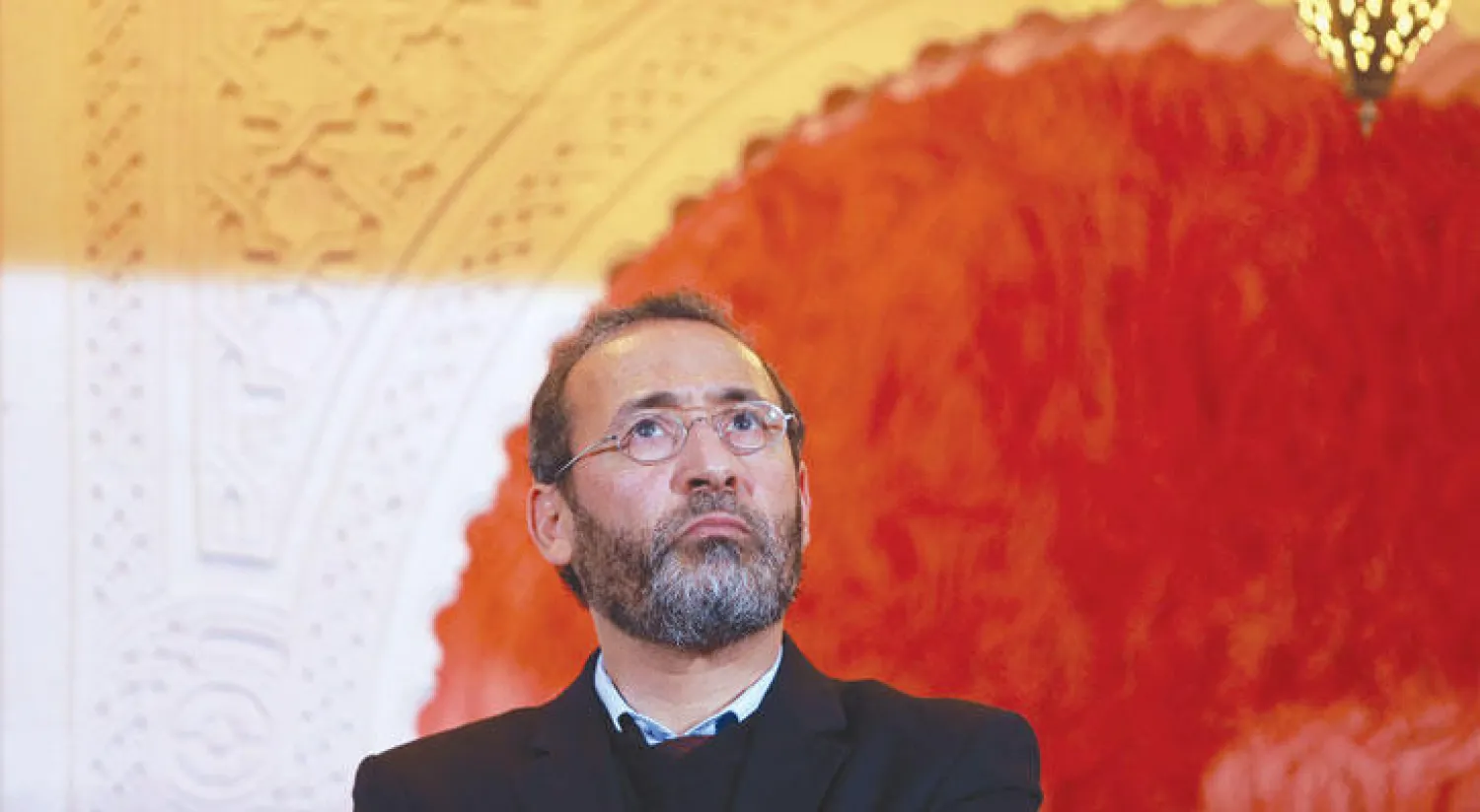 طارق أوبرو زعيم الجالية المسلمة في مدينة ظلت تشتهر بالنبيذ الأحمر (واشنطن بوست)