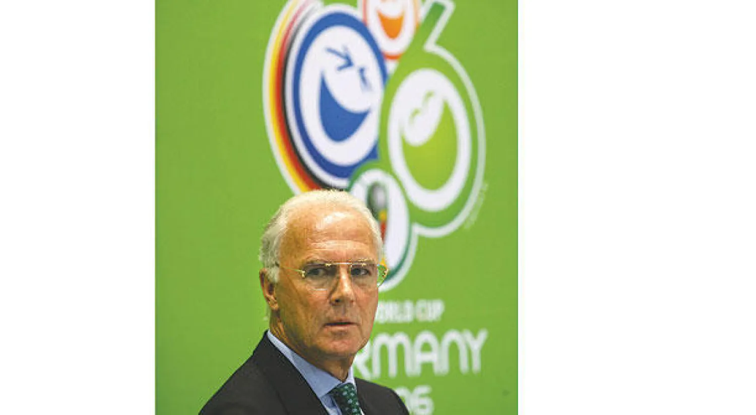 سمعة بكنباور ملطخة (أ.ف.ب)