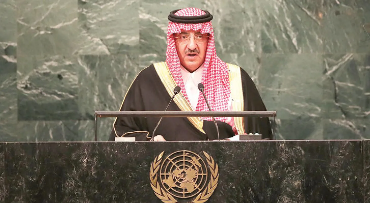 الأمير محمد بن نايف يلقي كلمة المملكة العربية السعودية أمام الجمعية العامة للأمم المتحدة في نيويورك أمس (أ.ف.ب)