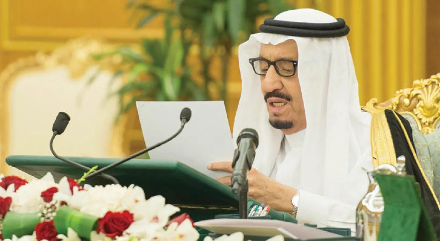 الملك سلمان أقر مبادرات لتنمية البلاد لتحقيق مداخيل غير نفطية