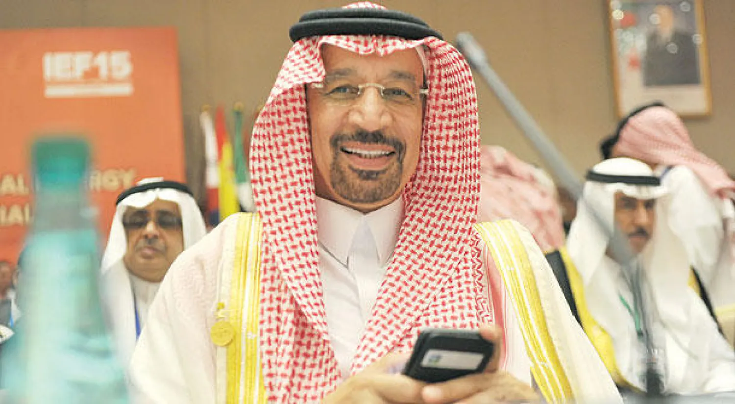 وزير الطاقة السعودي خالد الفالح خلال افتتاح أعمال الدورة الـ15  للمنتدى الدولي للطاقة التي تستضيفها العاصمة الجزائرية (أ.ف.ب)