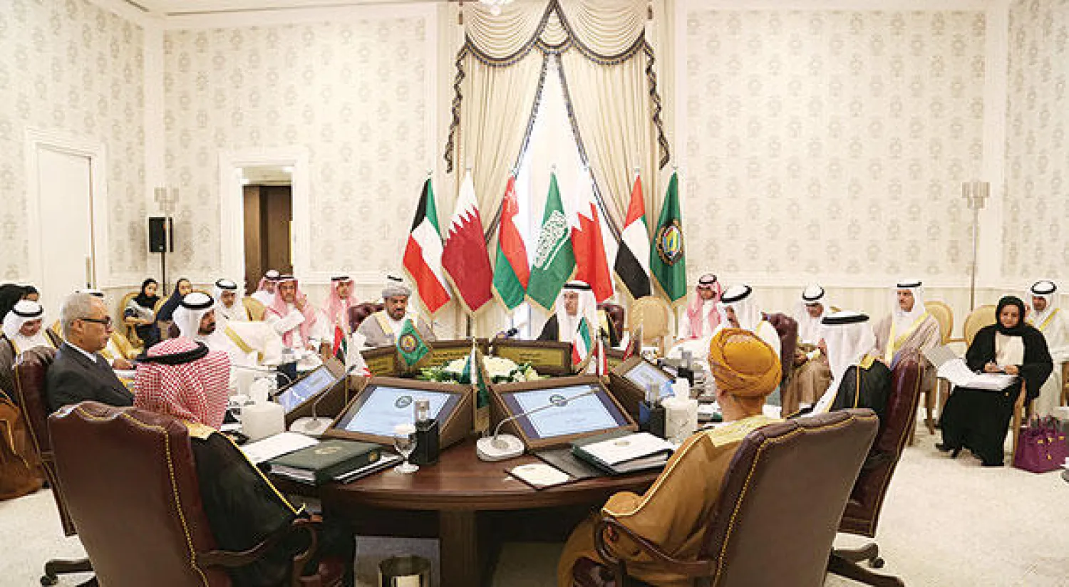 جانب من الاجتماع الـ66 لمحافظي البنوك المركزية الخليجية أمس بالرياض (تصوير: سعد الدوسري)