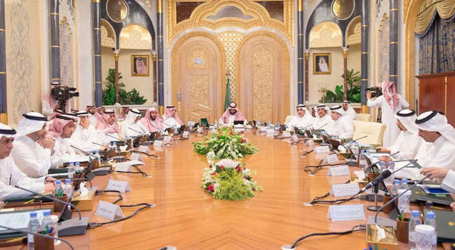 ولي ولي العهد السعودي يترأس مجلس الشؤون الاقتصادية