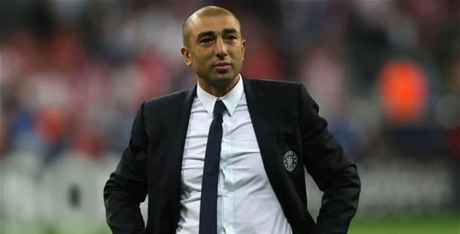 أستون فيلا يقيل المدرب روبرتو دي ماتيو