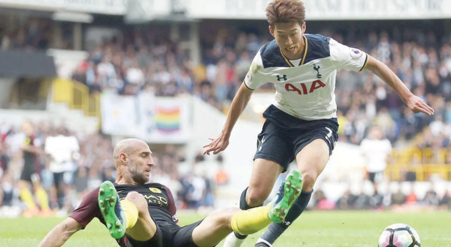 سون هيونغ مين تلاعب بدفاع سيتي بمن فيهم زاباليتا (رويترز)