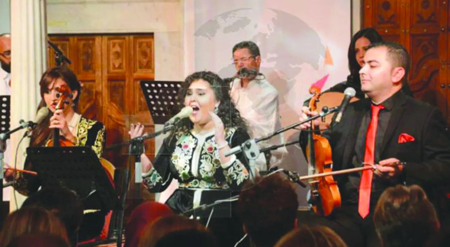 جانب من أنغام الموسيقى الأندلسية الحالمة («الشرق الأوسط»)